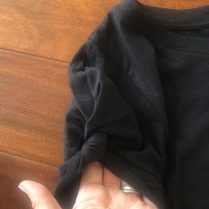 Side Sleeve Twist Black T Shirt